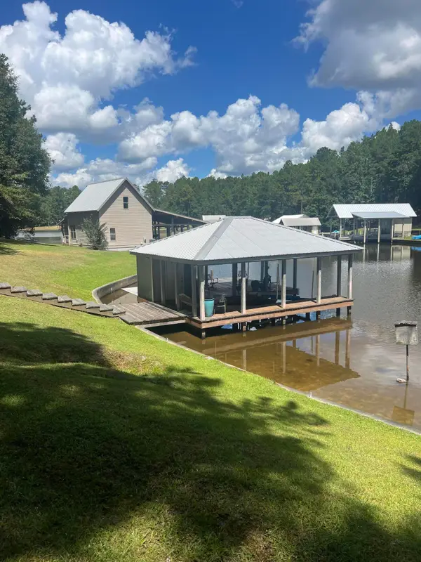 137 E Bay Dr., Lumberton, MS 39455