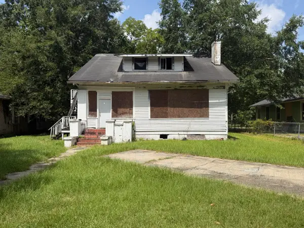 712 N 1st Ave., Laurel, MS 39440