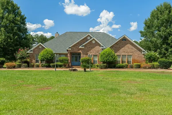 1040 Eastabuchie, Petal, MS 39465