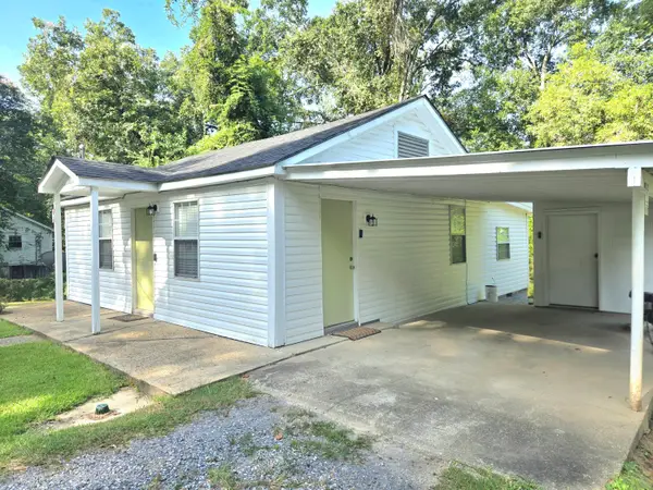 2010 6th N. Ave, Laurel, MS 39440