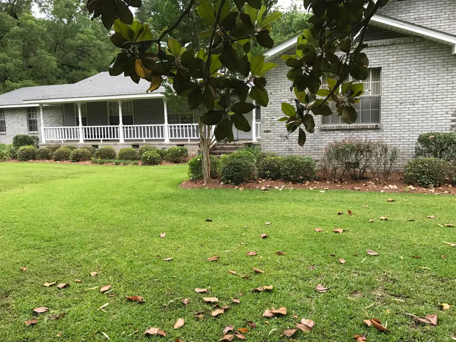 191 Archie Smith Rd., Hattiesburg, MS 39402 - #2