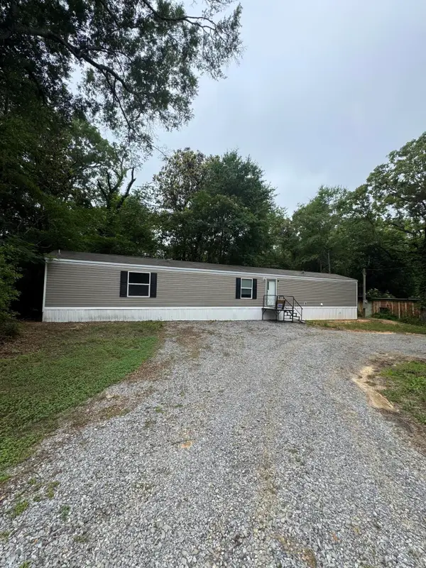 345 Archie Smith Rd., Hattiesburg, MS 39402