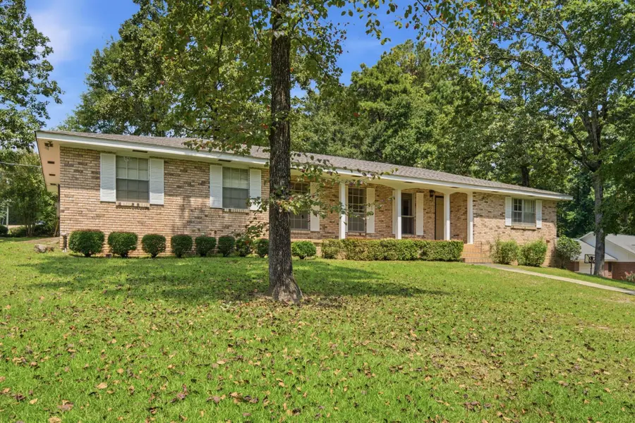 118 W Lakeside Dr., Hattiesburg, MS 39402 - #2