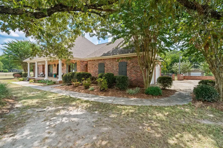 18 Eric Nobles Ln., Sumrall, MS 39482 - #3