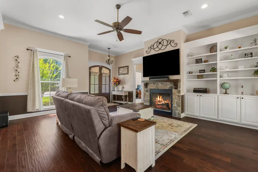 26 W Donnington Ct., Hattiesburg, MS 39402 - #3
