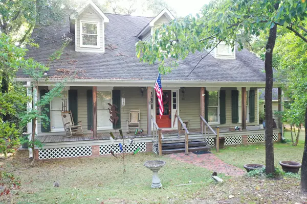 115 Dogwood Dr., Hattiesburg, MS 39402