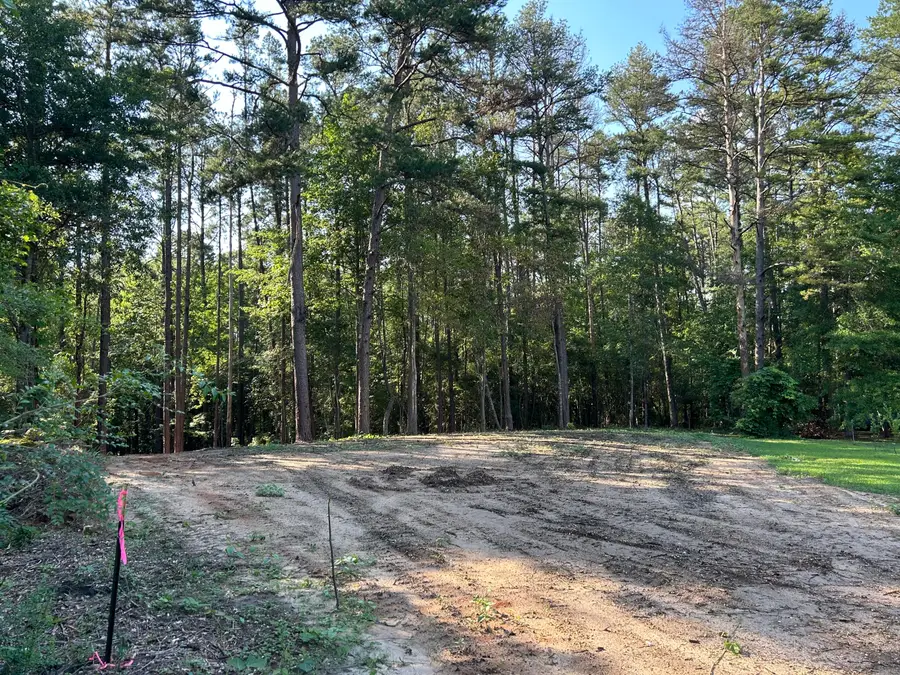1098 Frances St., Hattiesburg, MS 39402 - #2