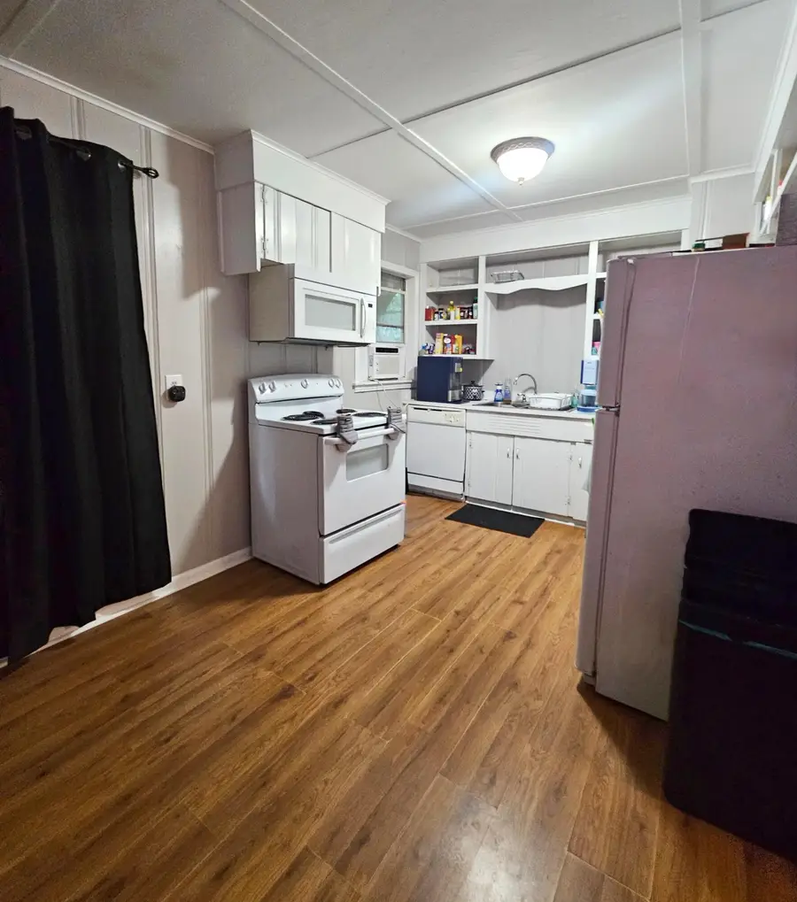 215 Mcdonald Chapel Rd., Collins, MS 39428 - #3