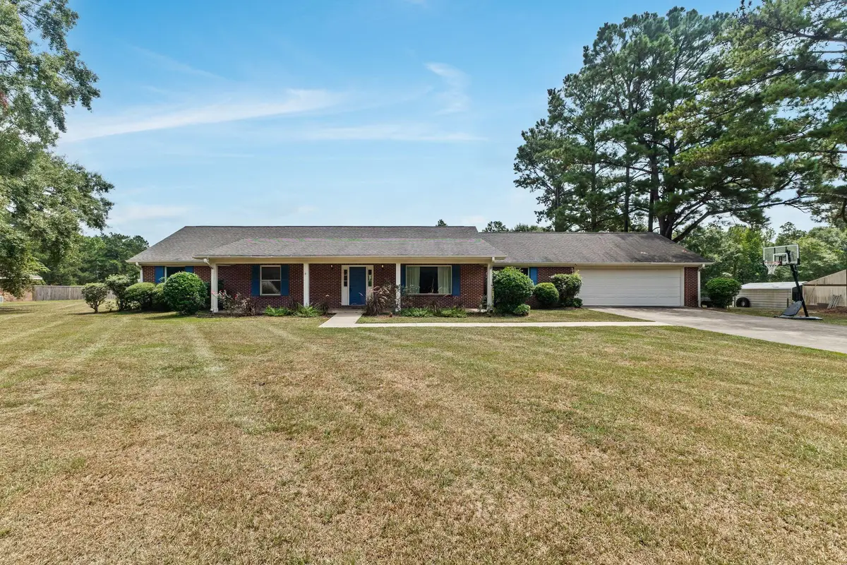 28 Stonefield Dr., Purvis, MS 39475 - #1