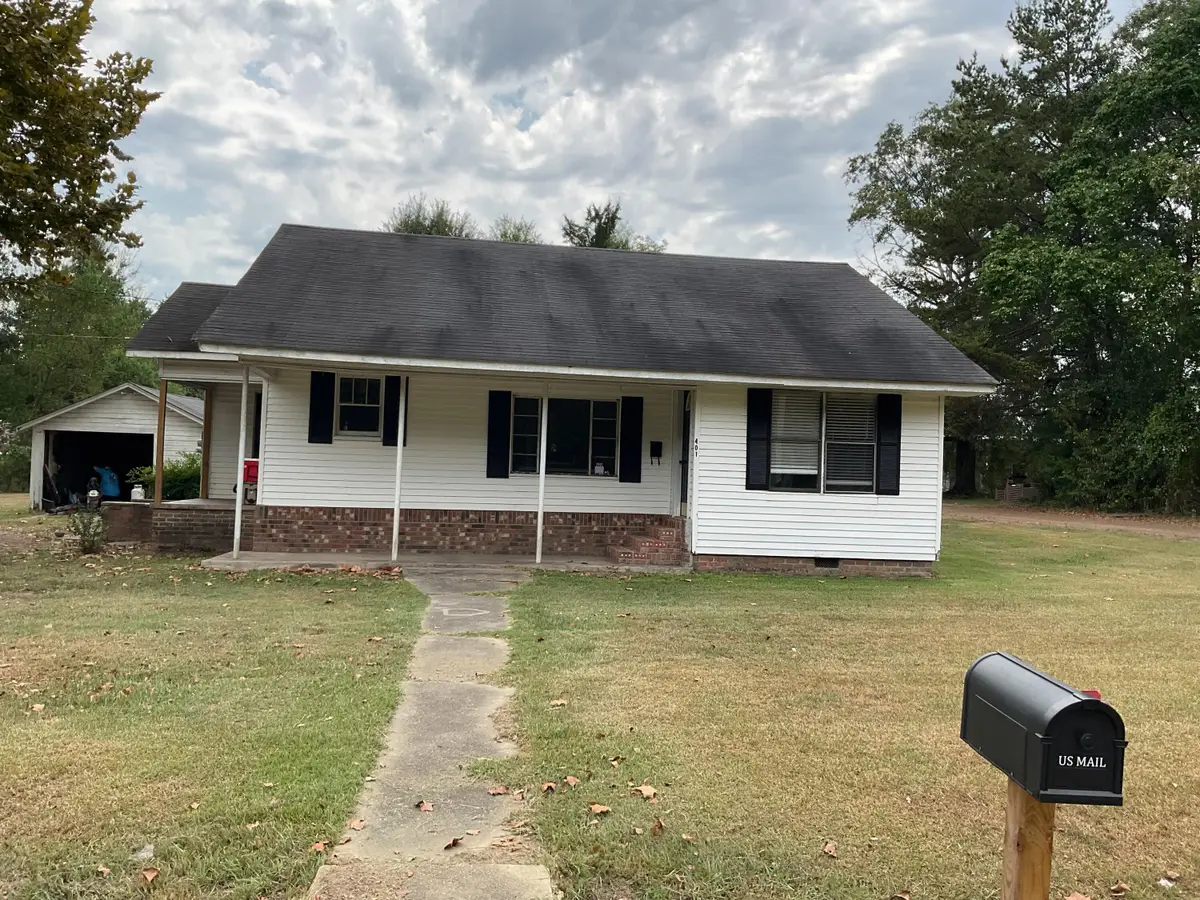 401 Oak St., Ellisville, MS 39437 - #1
