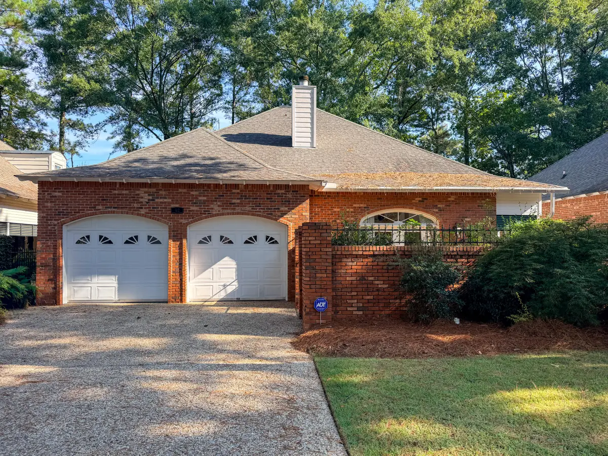 42 Acadian, Hattiesburg, MS 39402 - #1