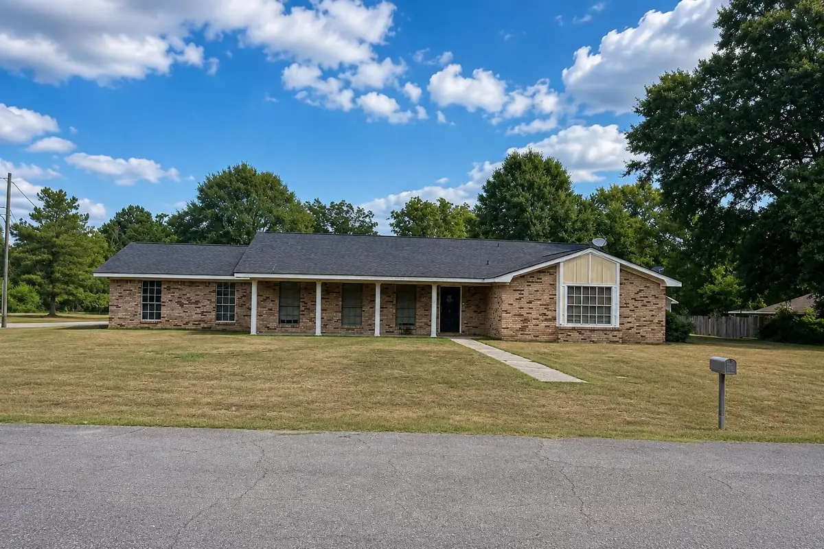 100 Elizabeth, Petal, MS 39465 - #1