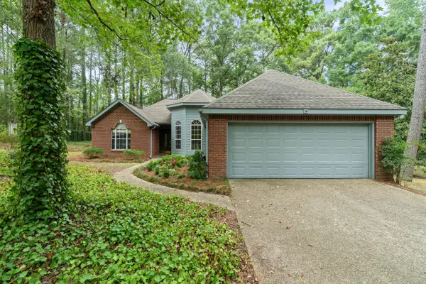 14 Silver Creek, Hattiesburg, MS 39402