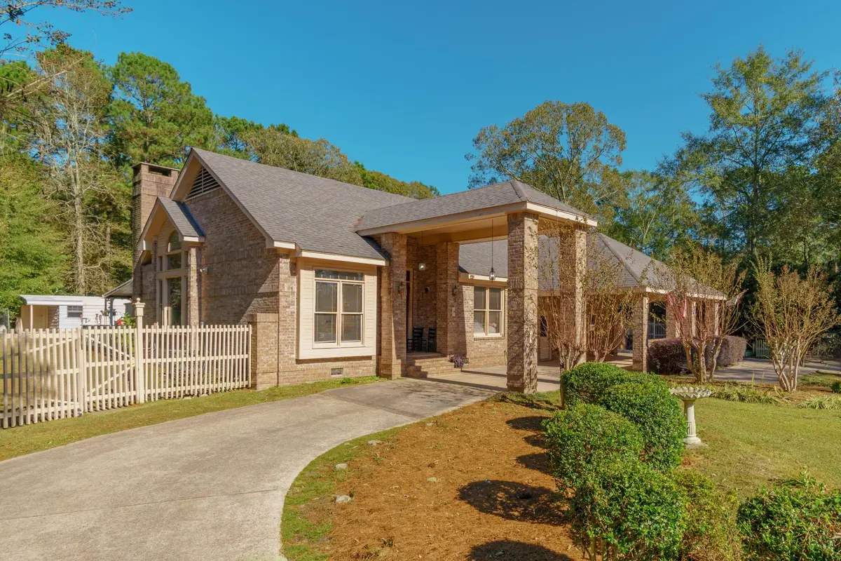 18 Woodchuck Dr., Hattiesburg, MS 39402 - #1
