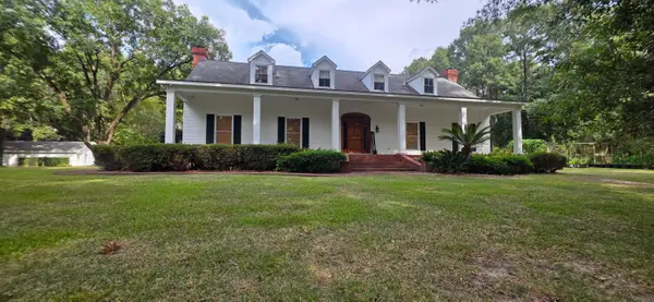 80 E Lake Rd., Hattiesburg, MS 39402