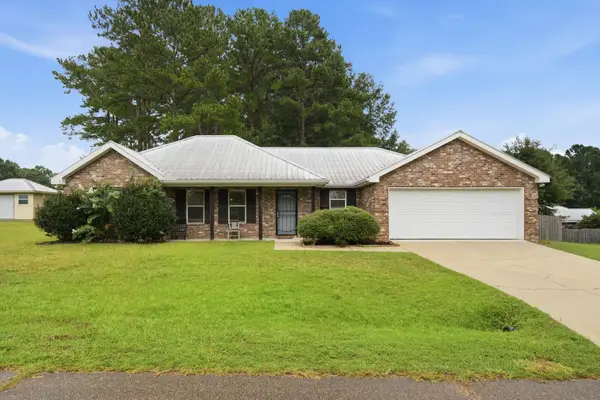 71 Nicolaus Dr., Hattiesburg, MS 39402