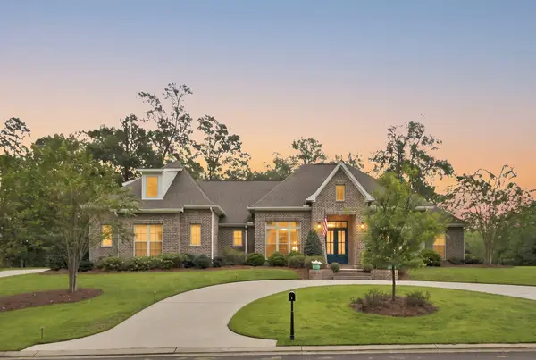 8 Brookhollow Blvd., Hattiesburg, MS 39402