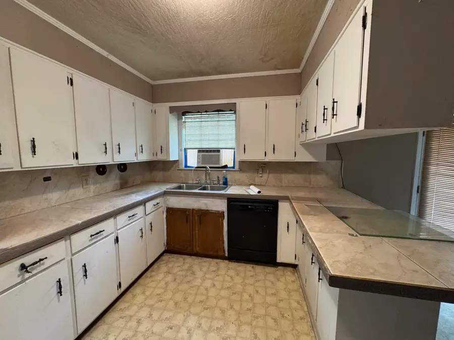 22 Androchowski Dr., Seminary, MS 39479 - #2