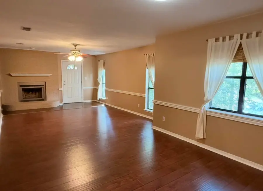 18 Sara Ln., Hattiesburg, MS 39402 - #2