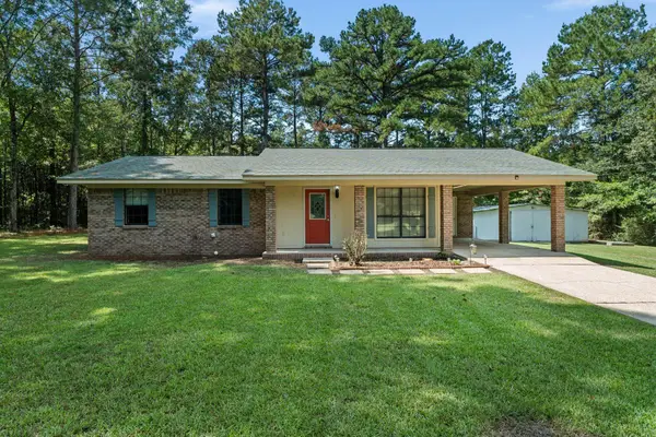 82 E Madden, Purvis, MS 39475