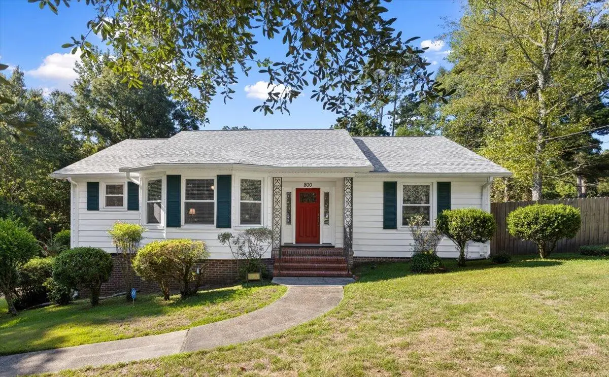 800 W 15th St., Laurel, MS 39440 - #1