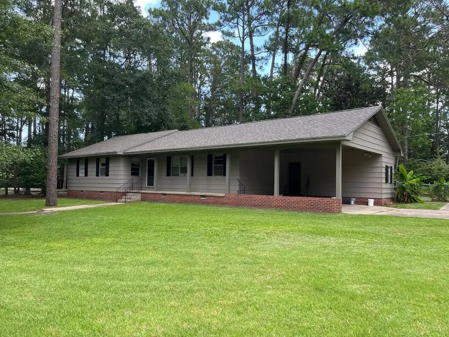 1010 Windsor Dr., Hattiesburg, MS 39402 - #2
