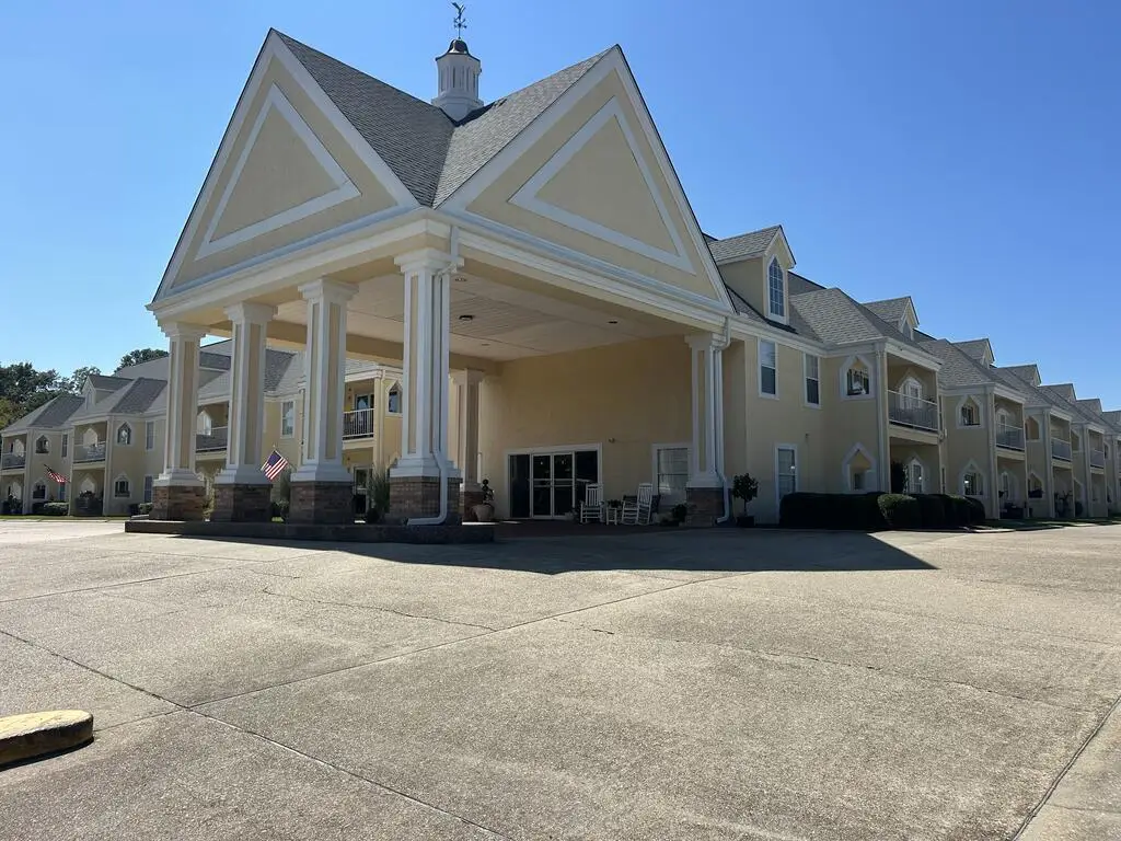 300 Mason St., Laurel, MS 39440 - #1