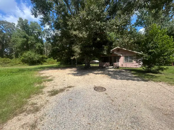 500 Fannie Ave., Picayune, MS 39466