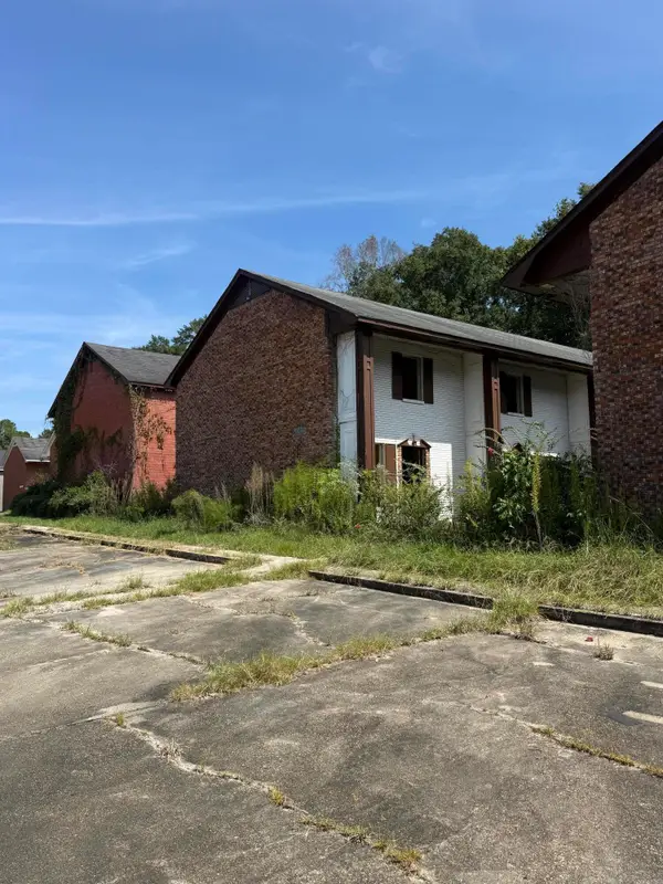 116 Ellis Dr., Hattiesburg, MS 39401