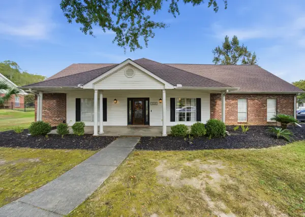 210 Greenwood Pl, Hattiesburg, MS 39402