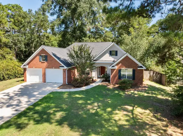 101 Yellow Pine Dr., Hattiesburg, MS 39402