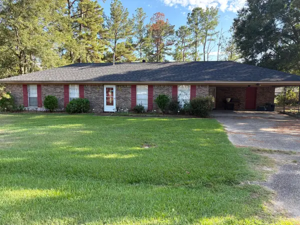 151 Hinton Dr., Hattiesburg, MS 39401