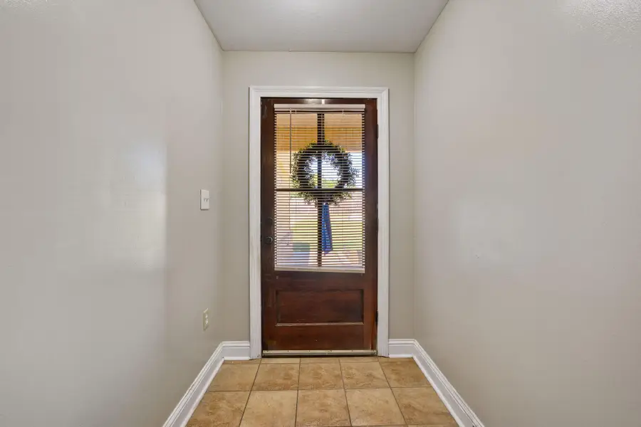 28 S Ambrose, Hattiesburg, MS 39402 - #3