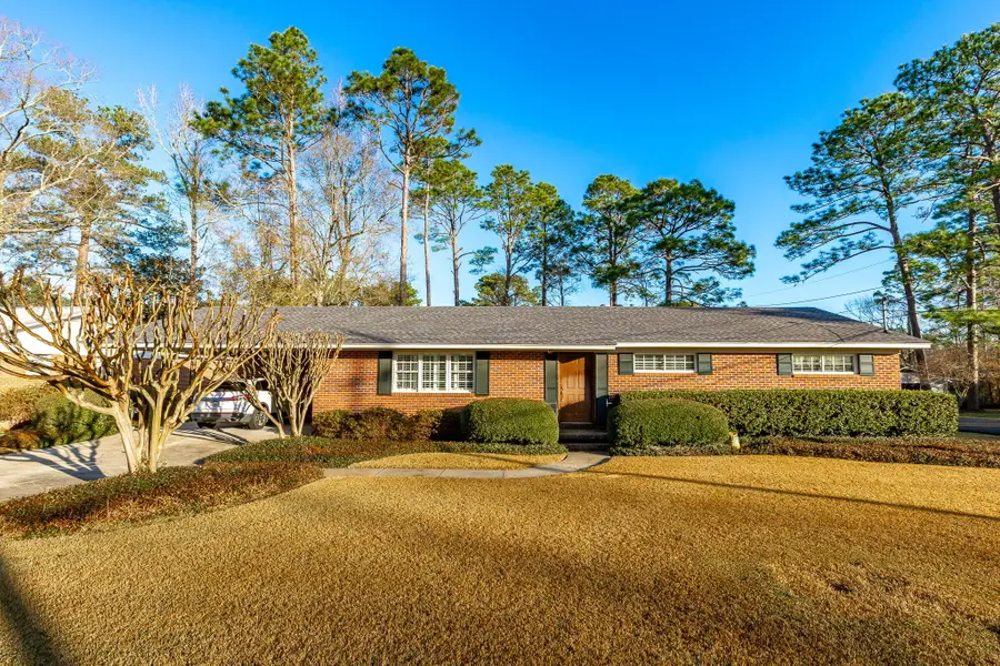 2101 Mcinnis St., Hattiesburg, MS 39402 - #2