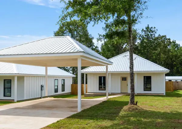 325 Nobles Rd., Sumrall, MS 39482