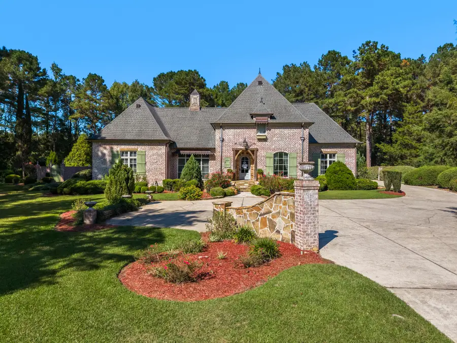 15 Jomar Rd., Laurel, MS 39443 - #2
