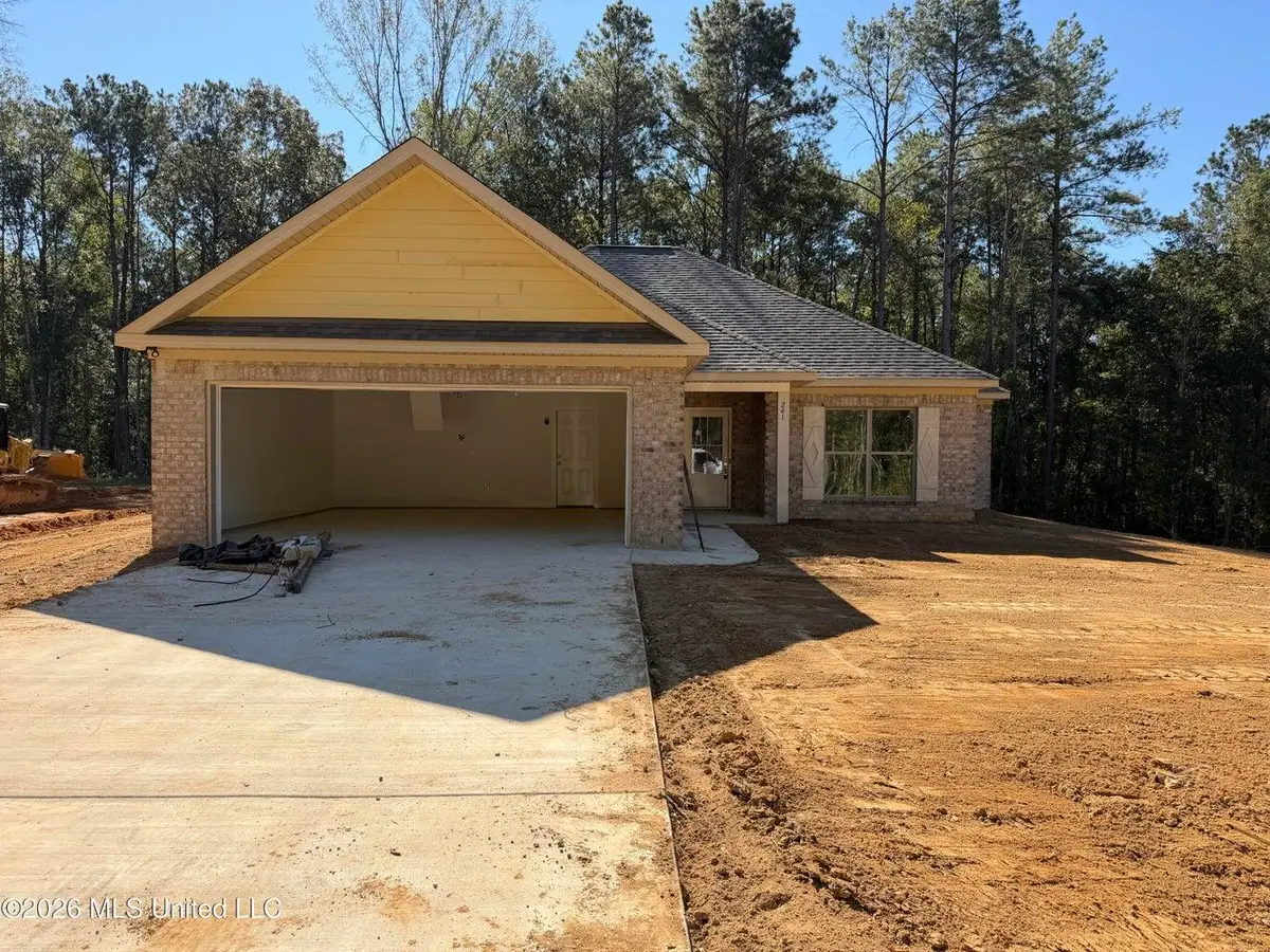 241 Smith Dr., Mendenhall, MS 39114 - #1