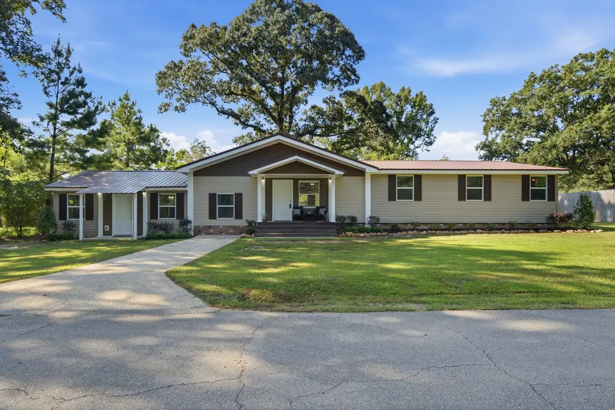 35 Mixon Rd., Hattiesburg, MS 39401 - #1