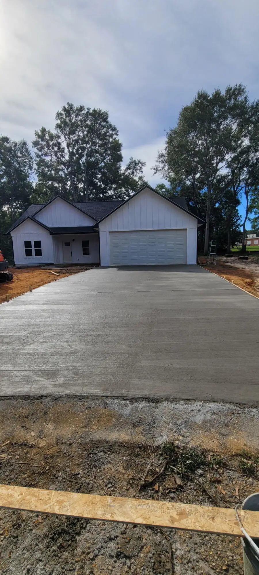 500 Lily Cir., Richton, MS 39476 - #2