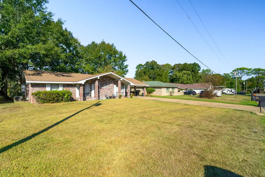 209 W Lakewood Dr., Hattiesburg, MS 39402 - #2