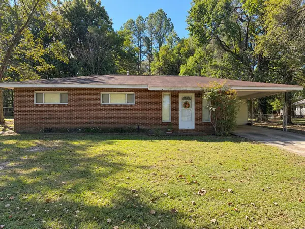 409 Mamie St., Petal, MS 39465