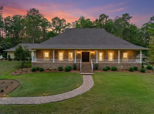 1615 S 40th Ave., Hattiesburg, MS 39402