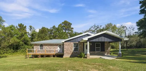 125 7th Ave., Carriere, MS 39426