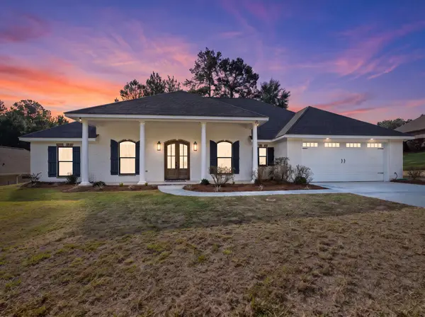 5534 W 4th St., Hattiesburg, MS 39402