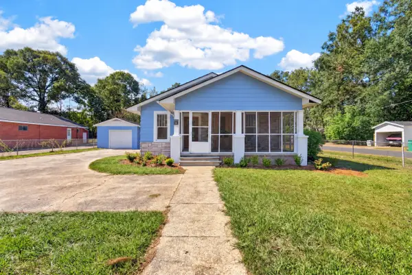 134 N Main St., Petal, MS 39465