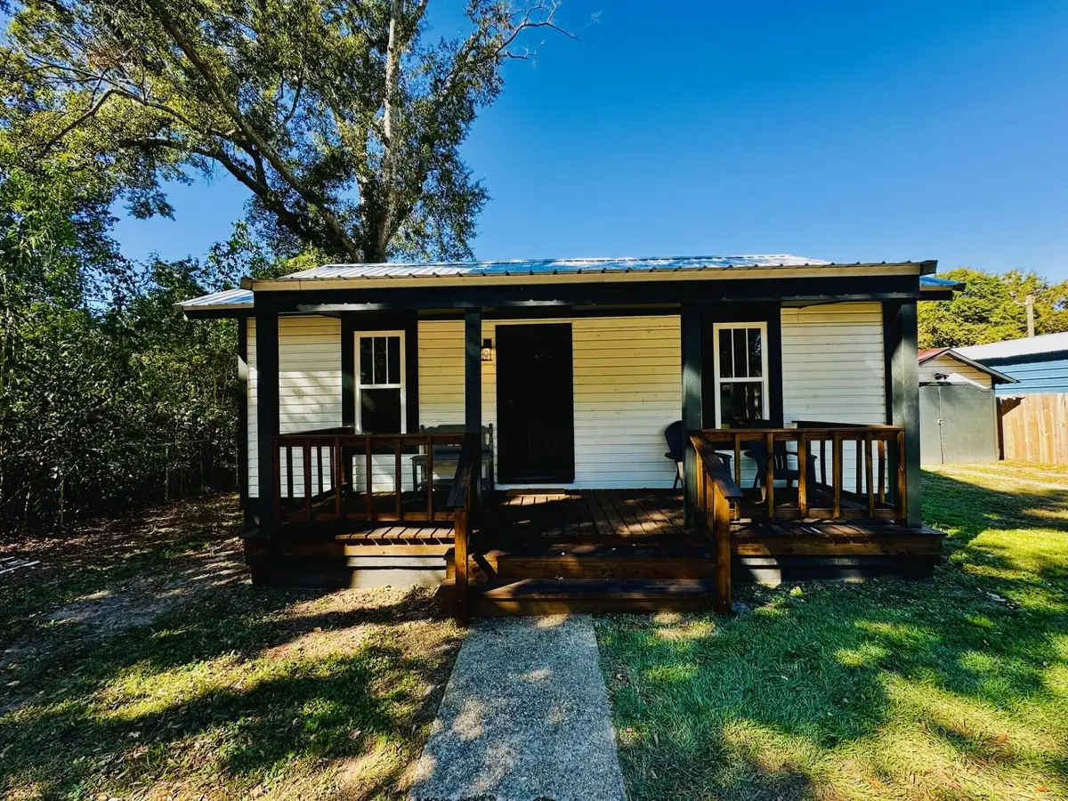 805 Branton Ave., Columbia, MS 39429 - #1