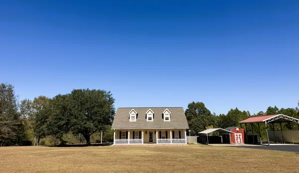 2712 Purvis Columbia Rd., Lumberton, MS 39455