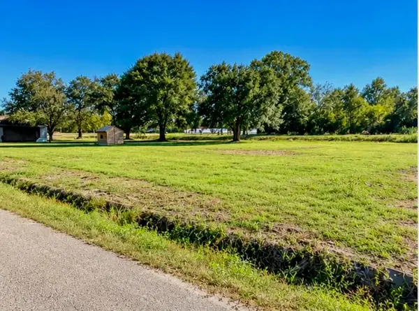 0.65 Mol Ac Hwy 15, Richton, MS 39476