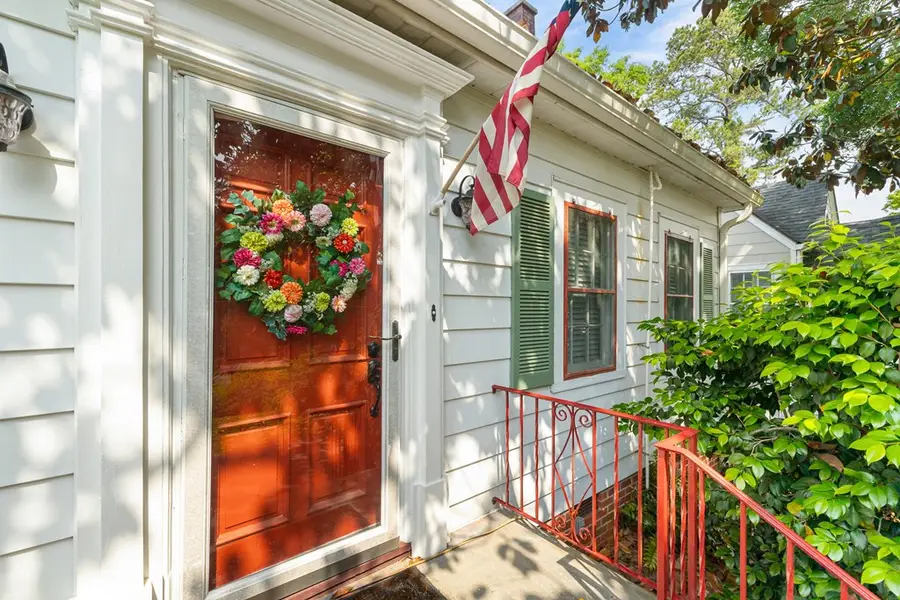 1323 Hill Dr, Laurel, MS 39440 - #2