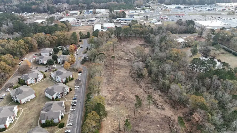 2600 Old Amy Rd., Laurel, MS 39440 - #3